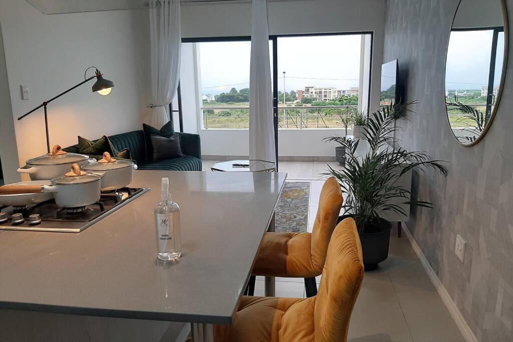 Mikeys Place On New: 2Bed2Bath No.1 With Free Wifinetflix Midrand Exteriér fotografie